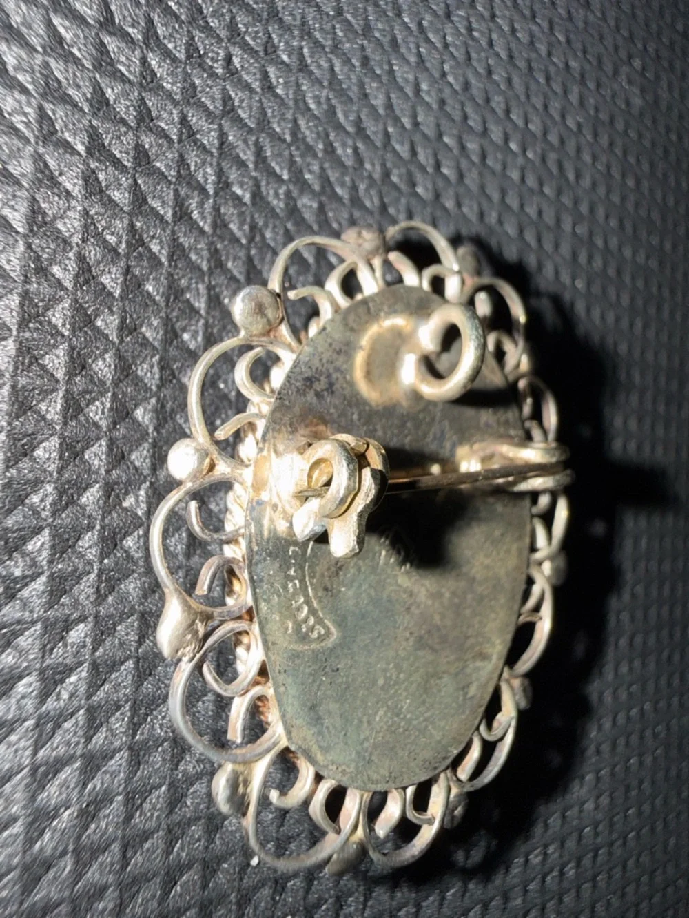 Vintage Black Glass‎ Floral Cameo Brooch with Filigree Frame